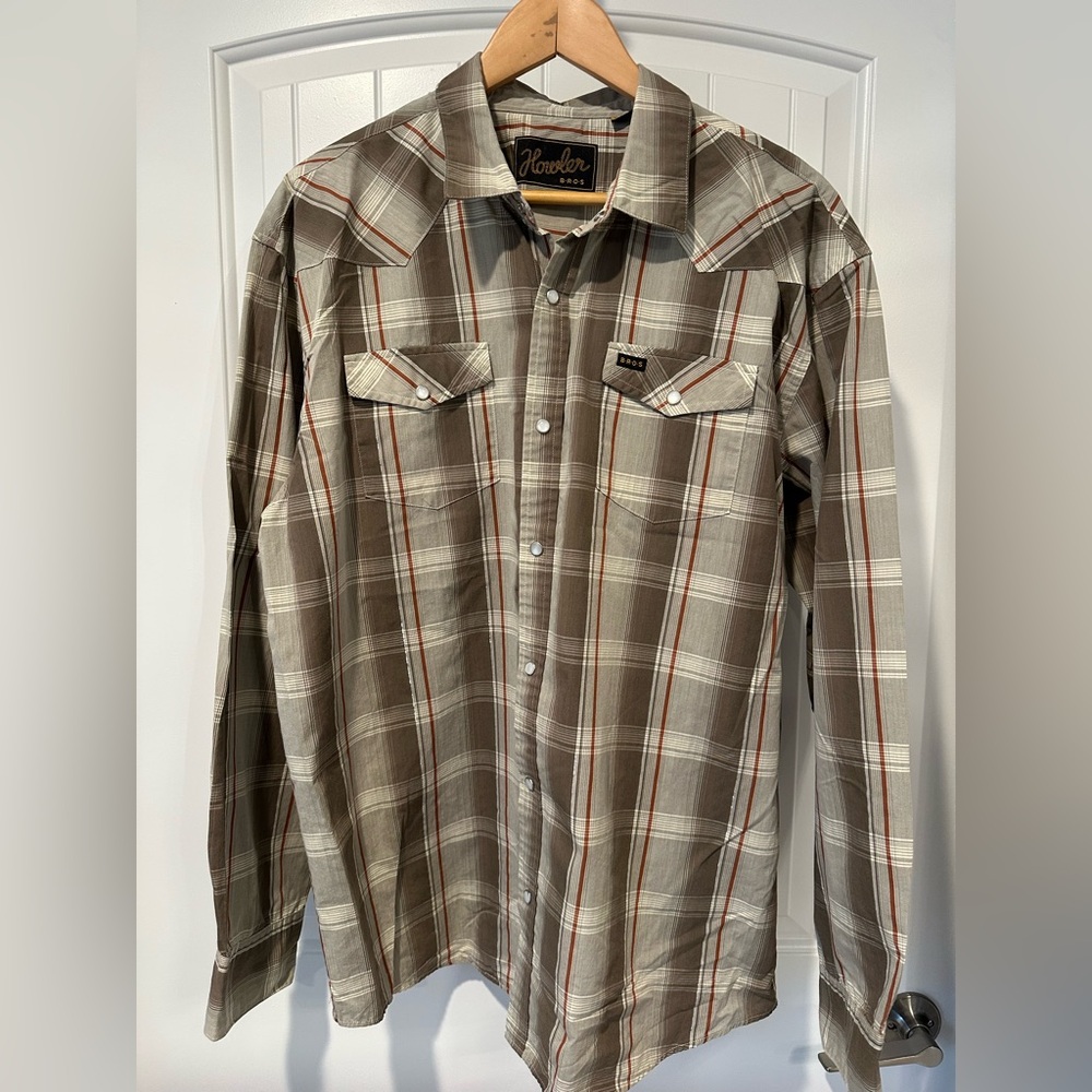 Howler Bros Men’s XL plaid western rodeo shirt - Like New - subtle silver thread